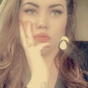 Meet your Posher, Sienna